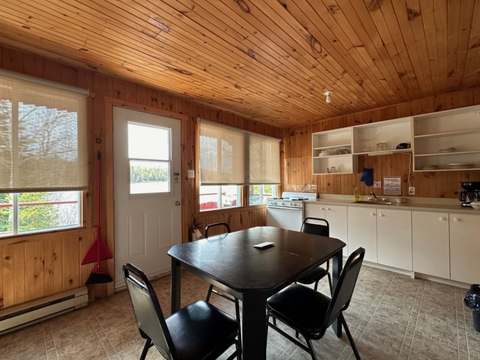 CABIN 29 – Pourvoirie Dorval Lodge