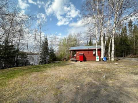 CABIN 29 – Pourvoirie Dorval Lodge