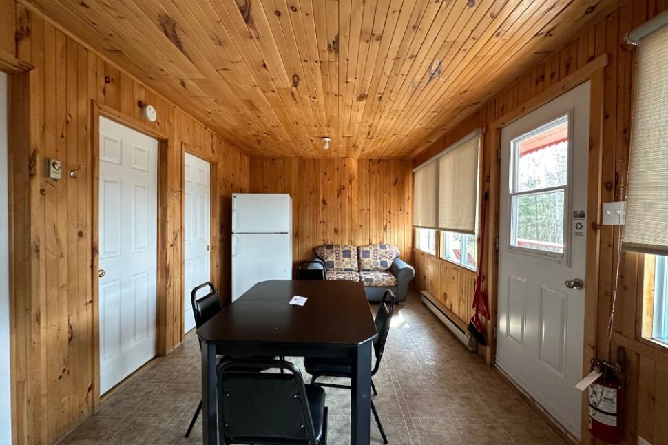 CABIN 29 – Pourvoirie Dorval Lodge