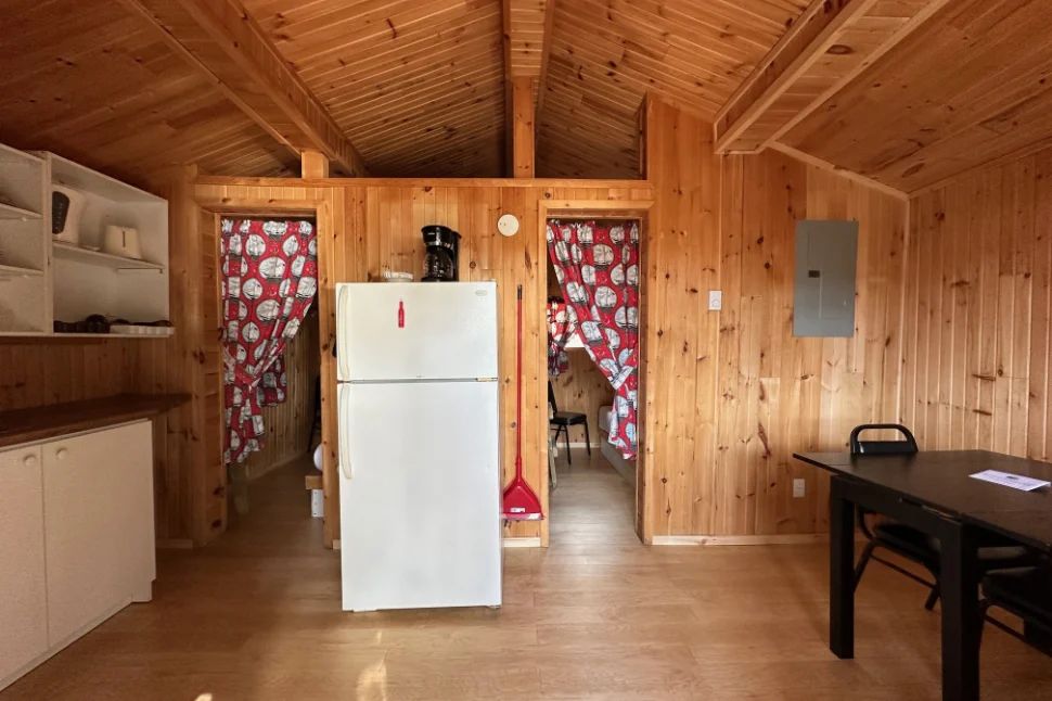 CABIN 3 — Pourvoirie Dorval Lodge – Pourvoirie Dorval Lodge