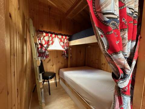 CABIN 3 – Pourvoirie Dorval Lodge