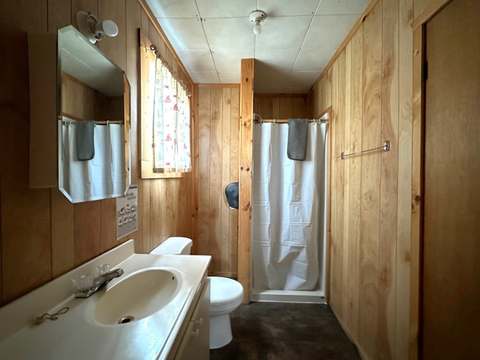 CHALET 30 – Pourvoirie Dorval Lodge