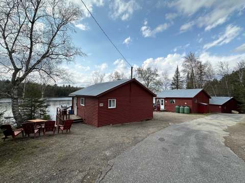 CHALET 30 – Pourvoirie Dorval Lodge
