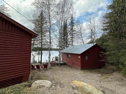 Chalet 32 – Pourvoirie Dorval Lodge