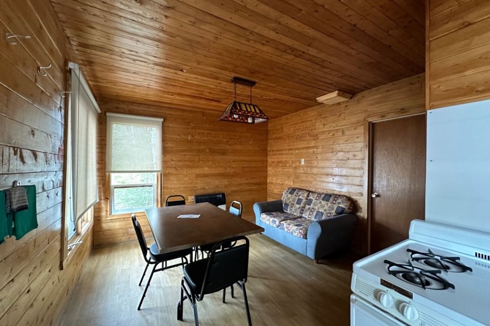 Chalet 32 — Pourvoirie Dorval Lodge – Pourvoirie Dorval Lodge