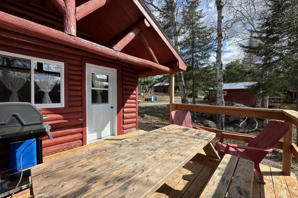 CABIN 4 — Pourvoirie Dorval Lodge – Pourvoirie Dorval Lodge