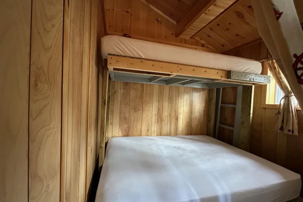 CABIN 4 – Pourvoirie Dorval Lodge