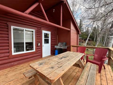 CHALET 5 – Pourvoirie Dorval Lodge