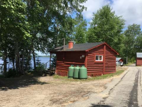 CHALET 6 – Pourvoirie Dorval Lodge