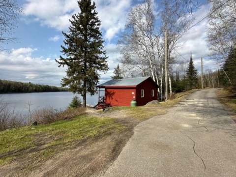 CHALET 7 – Pourvoirie Dorval Lodge