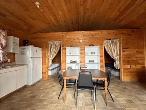 CHALET 7 – Pourvoirie Dorval Lodge