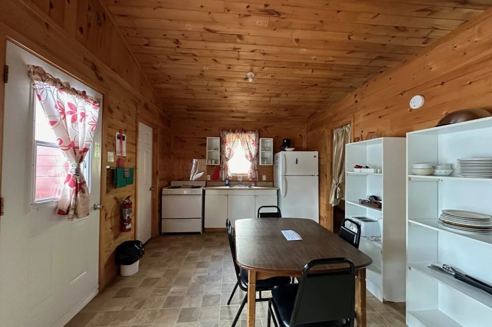 CHALET 7 — Pourvoirie Dorval Lodge – Pourvoirie Dorval Lodge