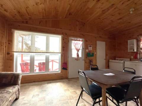 CHALET 7 – Pourvoirie Dorval Lodge