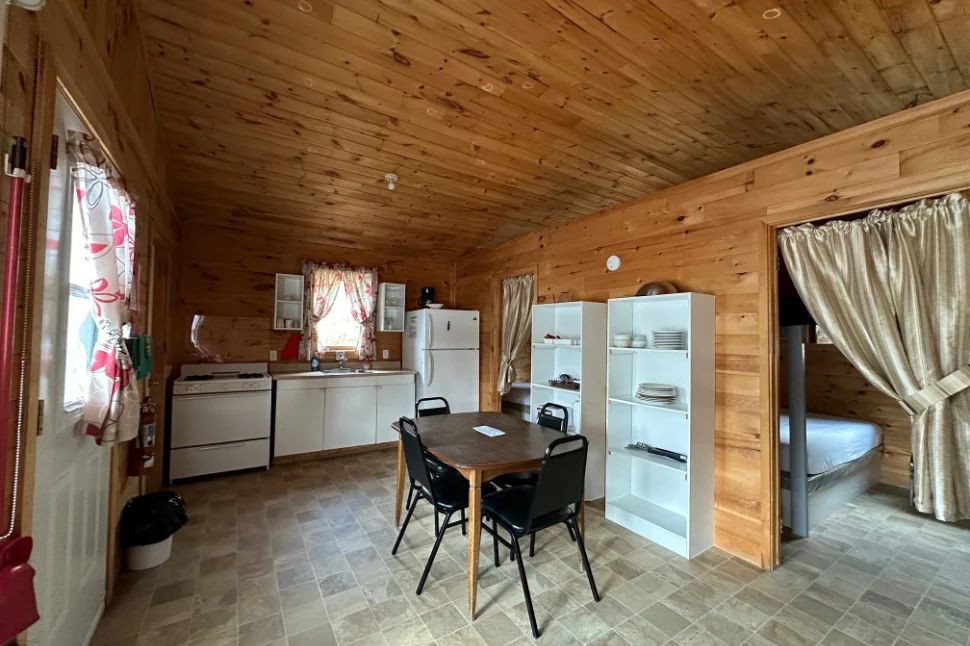 CHALET 7 — Pourvoirie Dorval Lodge – Pourvoirie Dorval Lodge