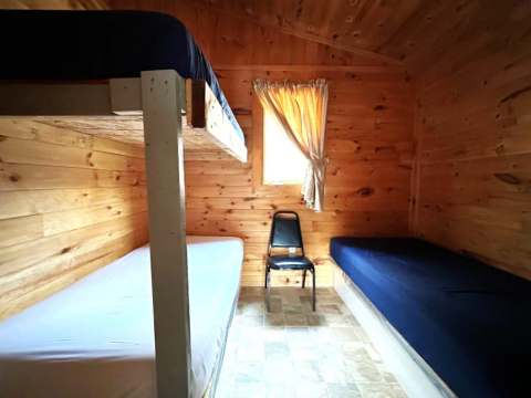 CHALET 7 – Pourvoirie Dorval Lodge