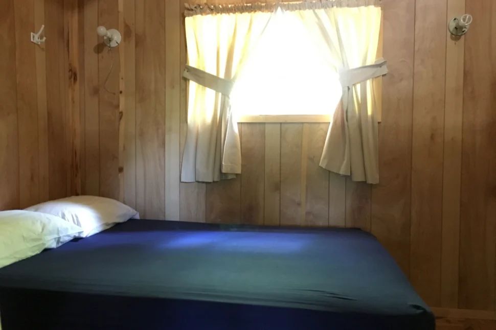 CABIN 8 – Pourvoirie Dorval Lodge