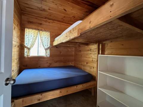 CHALET 9 – Pourvoirie Dorval Lodge