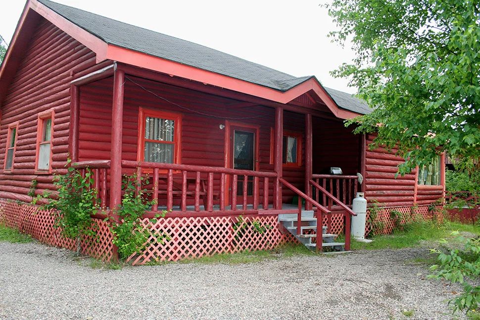 LOG CABIN – Pourvoirie Dorval Lodge