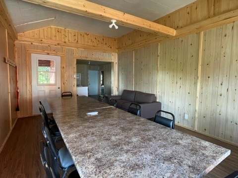 LOG CABIN – Pourvoirie Dorval Lodge