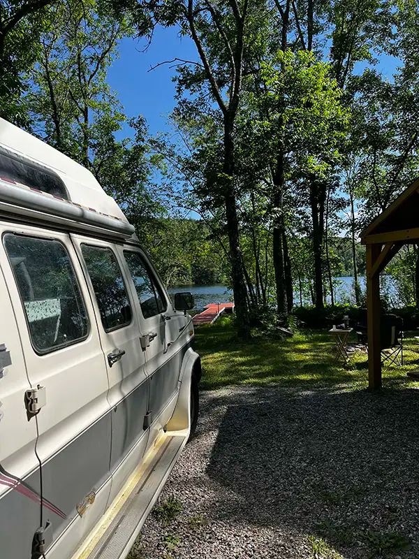 Camping le Totem — Escapade Kiamika – Escapade Kiamika