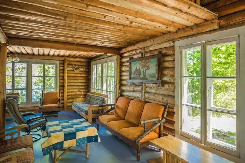 Chalet de la Couronne — Pourvoirie des Trois Lacs 2008 – Pourvoirie des Trois Lacs 2008