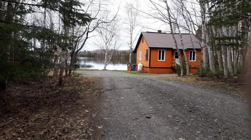Chalet de la Gare — Pourvoirie des Trois Lacs 2008 – Pourvoirie des Trois Lacs 2008