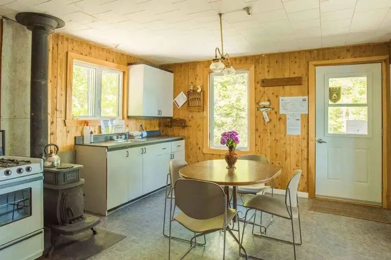 Chalet du Repos — Pourvoirie des Trois Lacs 2008 – Pourvoirie des Trois Lacs 2008