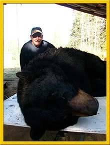 Black bear hunting memory at Grand Chelem Aventure, Abitibi-Témiscamingue, Quebec