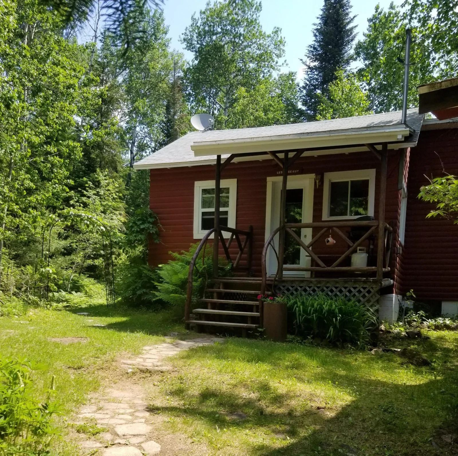Chalet Les Oiseaux – Kanamouche