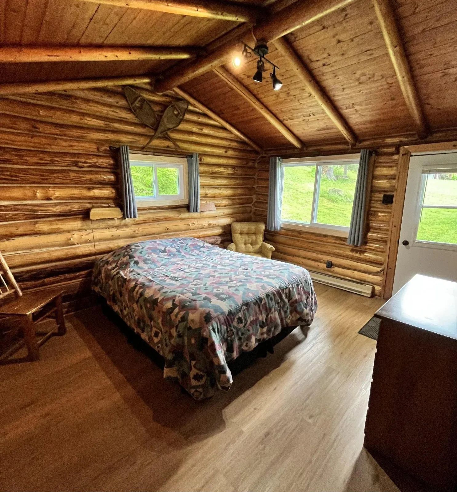 Les Trappeurs Cabin — Kanamouche – Kanamouche
