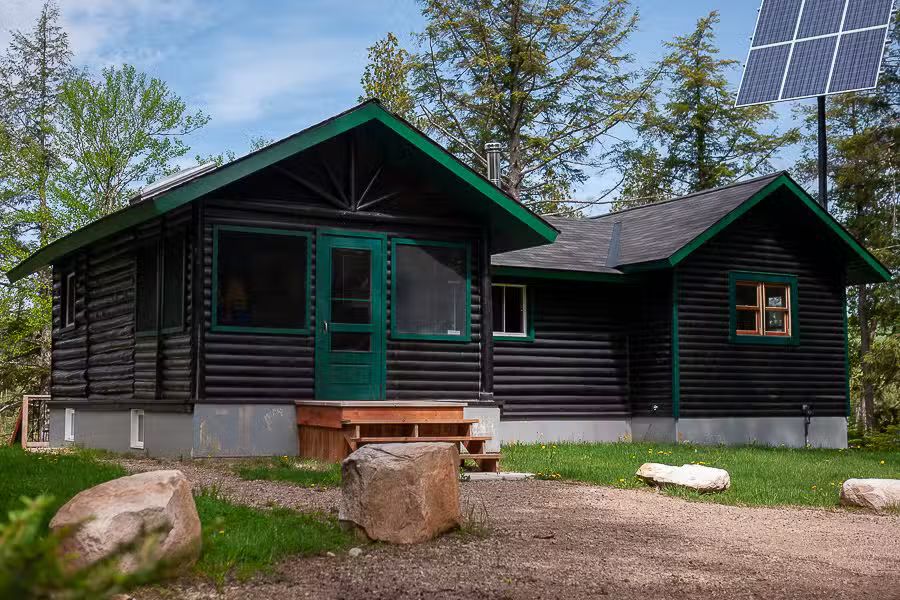 Cabin COMMANDANT CHALET — Kenauk Nature – Kenauk Nature