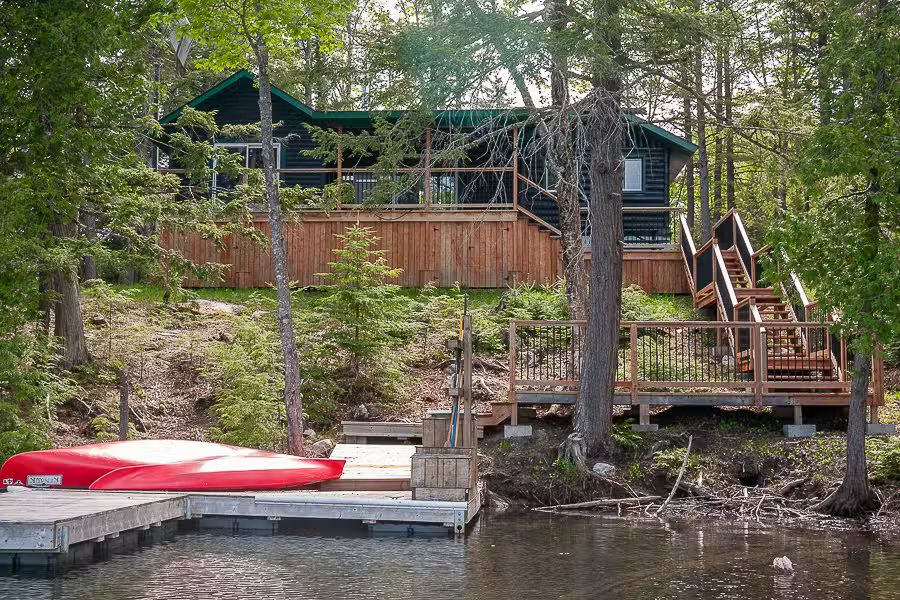 COMMANDANT CHALET – Kenauk Nature