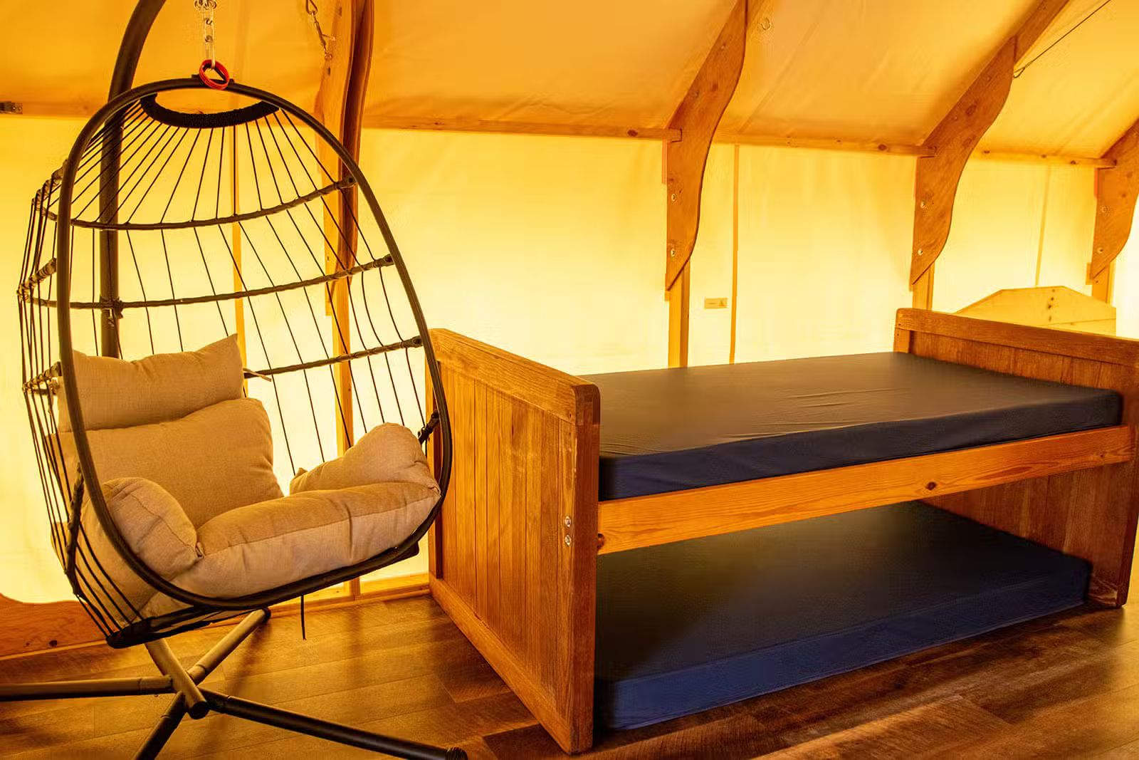 CHALET COYOTTE – Kenauk Nature