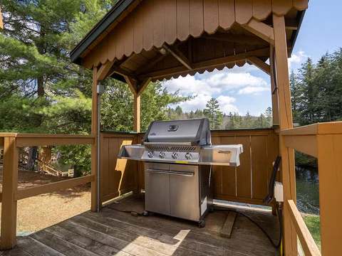 DES PINS CABIN – Kenauk Nature