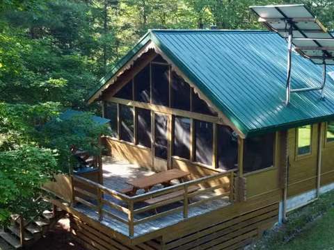 HIDDEN CABIN – Kenauk Nature