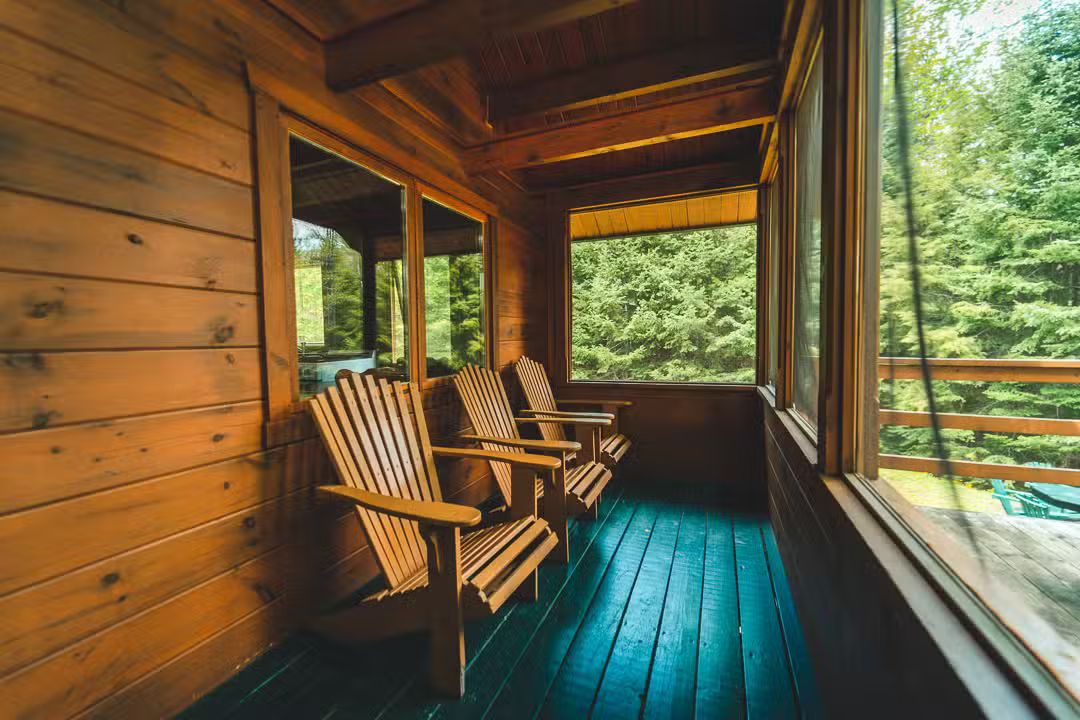 HIDDEN CABIN – Kenauk Nature