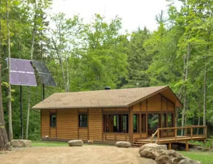 LES RAPIDES CABIN – Kenauk Nature