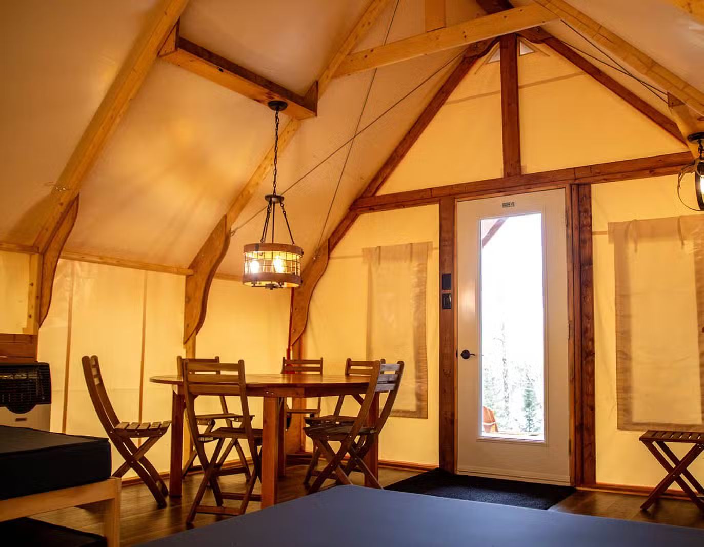 LYNX CHALET – Kenauk Nature