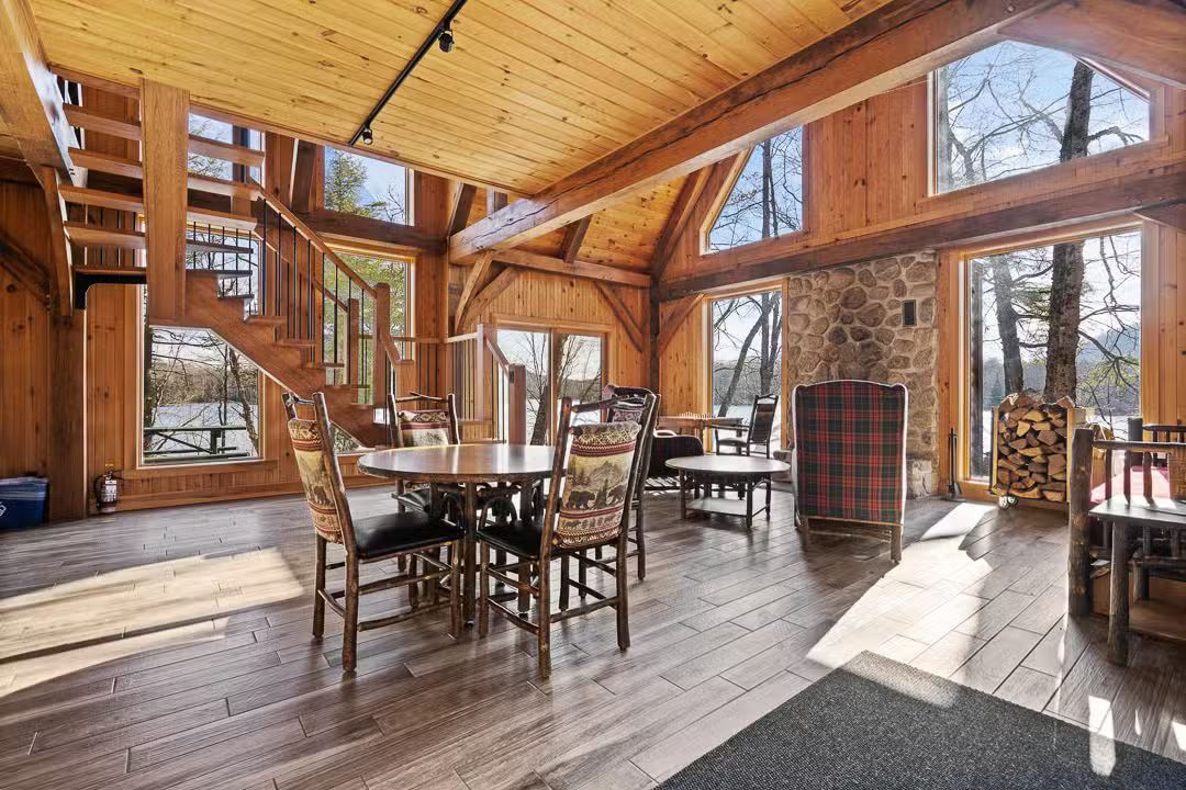 CHALET MAKWA — Kenauk Nature – Kenauk Nature