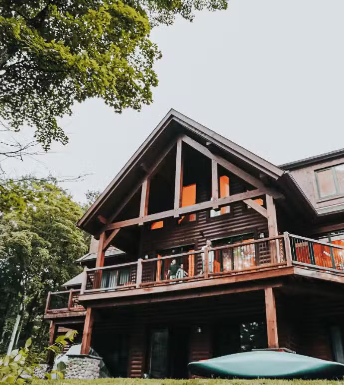 PAPINEAU CABIN – Kenauk Nature