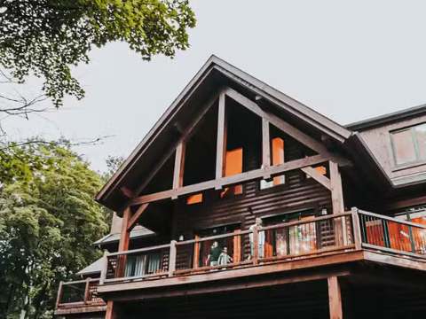 PAPINEAU CABIN – Kenauk Nature