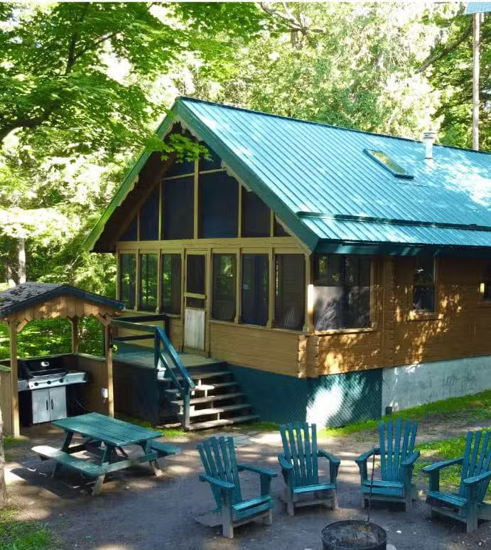 PUMPKINSEED CABIN – Kenauk Nature