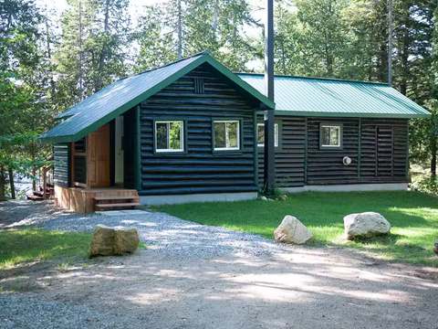 CABIN TRICORNE – Kenauk Nature