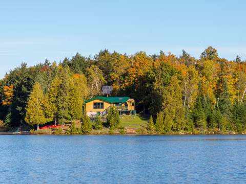 GREEN CHALET – Kenauk Nature