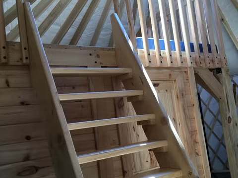 CHALET YOURTE – Kenauk Nature