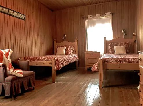Wayagamac Lodge — L'Association de Chasse et Pêche de la Mauricie – L'Association de Chasse et Pêche de la Mauricie