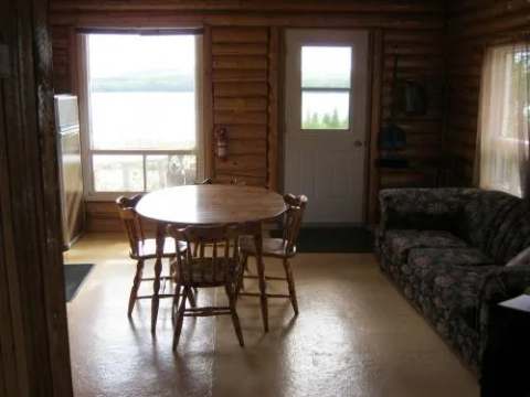NATHALIE CHALET – L'Auberge de la Rouge