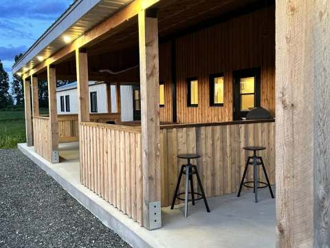 LODGE – La Cache Outfitters