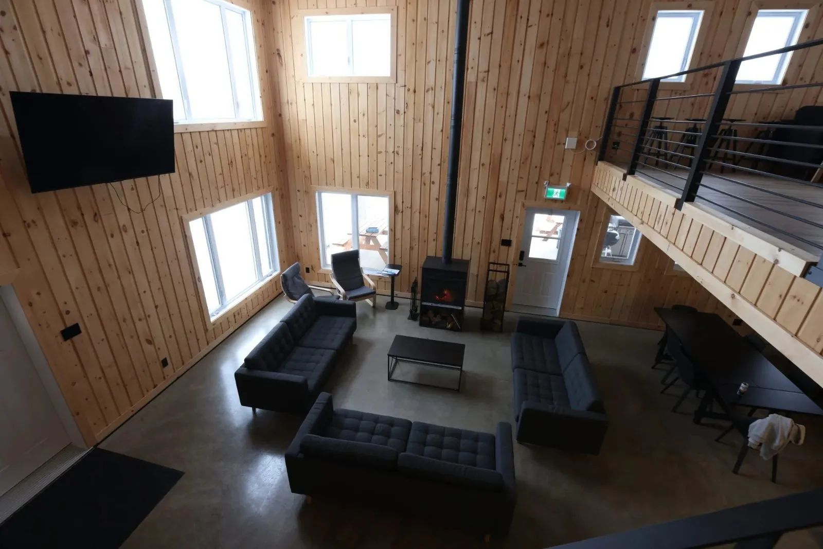 LODGE — La Cache Outfitters – La Cache Outfitters