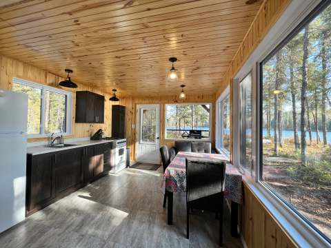 Diamant Cabin – La Pourvoirie Chez Farrar